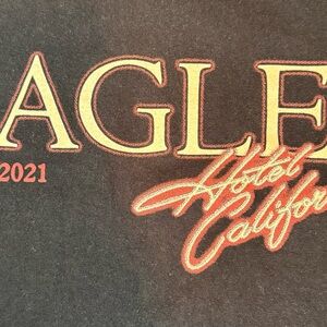 Eagles “hotel california tour”2021 tee-size Xl(22x29)